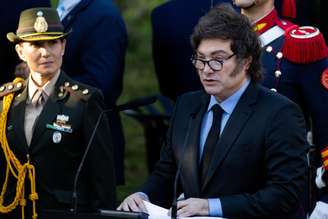 O presidente argentino Javier Milei em discurso para veteranos da guerra das Malvinas 