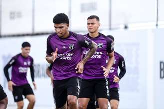 Ceará segue treinando em busca de fugir da zona da degola na Série B –