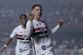 São Paulo venceu a segunda seguida