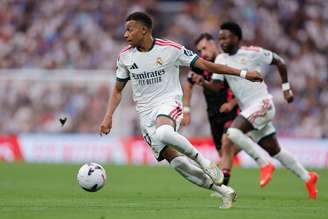Kylian Mbappé, do Real Madrid, durante partida contra o Málaga pela LaLiga. 