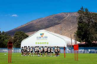 Jogadores treinaram no CT Edgardo Bauza, em Quito, visando o duelo desta quinta –