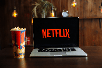 A semana promete agitar a programação de quem curte assistir a novidades no conforto de casa