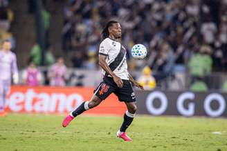  Quantos escanteios terão em Santa Fé e Vasco?
