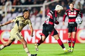 Flamengo derrotou o Cusco FC em abril, na fase de grupos da Libertadores –