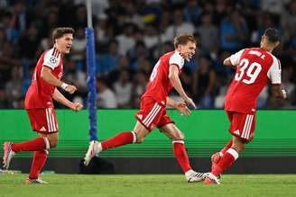 Arsenal vence o Napoli fora de casa. (Photo by Francesco Pecoraro/Getty Images)