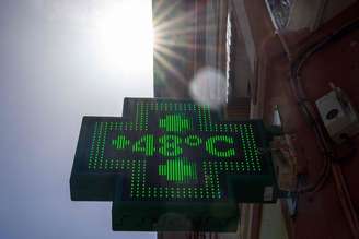 Termômetro marca 48ºC em Paris, capital da França, durante o verão europeu de 2026