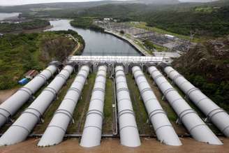 Vista da barragem hidrelétrica de Furnas, em Minas Gerais. REUTERS/Paulo Whitaker 