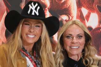 Adriane Galisteu e Christina Rocha durante coletiva de A Fazenda