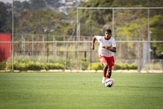 Isaac Guijarro, jogador do time sub-15 do Red Bull Bragantino. 
