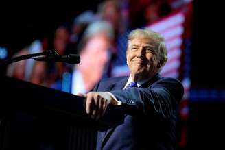 Presidente dos EUA, Donald Trump, durante Convenção Nacional Republicana para eleições legislativas de meio de mandato, em Dallas
9 de setembro de 2026 REUTERS/Evan Vucci