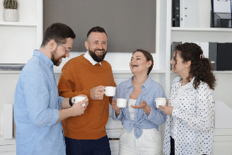 Com o consumo recorrente, empresas podem ajustar a estrutura conforme suas necessidades e manter o café disponível durante toda a jornada de trabalho