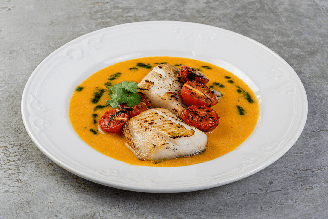 Pescada-branca grelhada ao molho de manga (Imagem; niindo | Shutterstock)