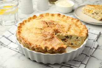 Com massa crocante e recheio cremoso, essa receita torna cada garfada ainda mais irresistível