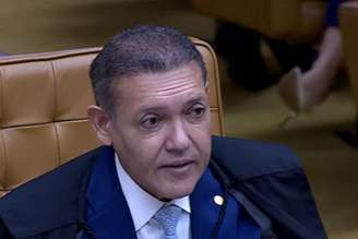 Nunes Marques fala em sessão do STF