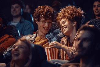 Histórias de amizade, amor, aventura e desafios ganham espaço na programação das salas brasileiras