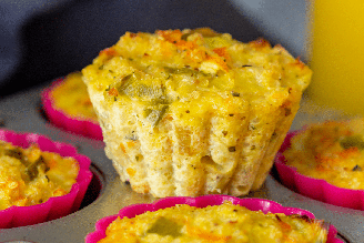Muffin de quinoa com cenoura e alho-poró na air fryer