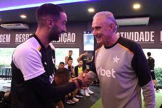 Ziyech e Tite durante treino do Botafogo 