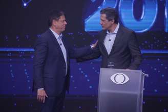 Tarcísio e Haddad tiveram um confronto direto no debate promovido pela TV Bandeirantes no início de agosto.