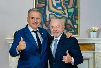 O presidente do Uruguai, Yamandú Orsi, se reuniu com Luiz Inácio Lula da Silva em Nova York, antes da Assembleia-Geral da ONU