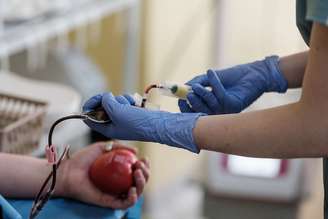 Testemunhas de Jeová flexibilizam regras sobre doação de sangue