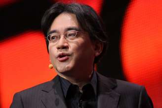 Há anos acreditamos que, no Japão, os chefes reduzem os próprios salários antes de demitir funcionários, mas a história da Nintendo, da Capcom e da Konami esconde uma realidade inesperada.