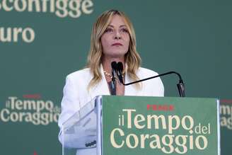 Giorgia Meloni disse que decreto favorece a integração e evita formação de 'guetos'