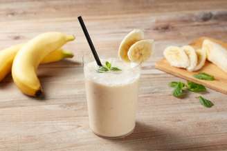 vitamina de banana com aveia.