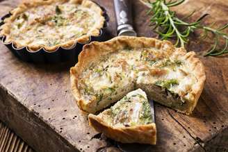 A quiche de atum é uma ótima opção para lanche da tarde