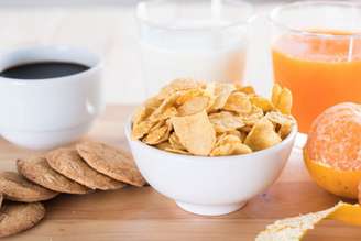 Os nutricionistas concordam: “O café da manhã é a refeição em que tomamos as piores decisões; consumimos muito açúcar e farinhas refinadas”.
