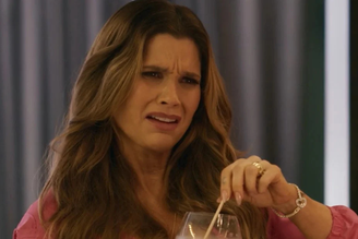 Fábia surpreende, em Quem Ama Cuida, com casal inesperado. (Imagem: Reprodução / TV Globo)