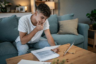 A correção da prova pode revelar pontos que precisam de mais atenção durante os estudos