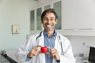 Alimentação equilibrada, atividade física e acompanhamento médico ajudam a proteger a saúde cardiovascular