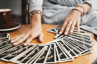Outubro favorecerá escolhas mais conscientes, especialmente quando sentimentos e desejos estiverem falando mais alto