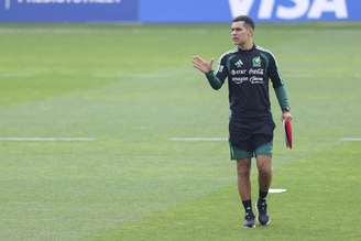 Rafa Marques após dois empates, busca a primeira vitória no comando do México. Mas o duelo é complicado, contra os americanos, no Arizona.