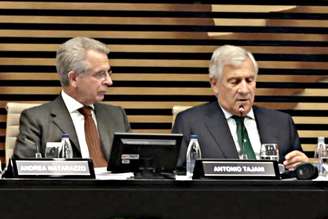 Matarazzo ao lado de Tajani durante encontro na Fiesp