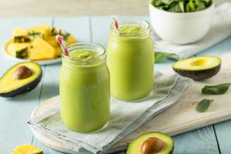 smoothie termogênico de abacate.
