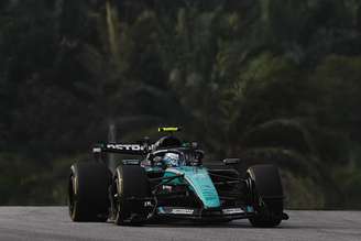 Kimi Antonelli lidera o TL3 em Sepang
