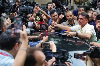 O candidato a presidência pelo PL Flávio Bolsonaro vai ao segundo turno