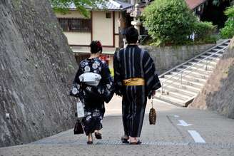 Na corrida para frear uma crise demográfica desenfreada, o Japão encontrou um aliado do passado: o casamenteiro.