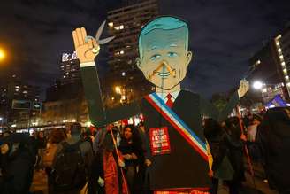 Estudantes e sindicatos protestam no Chile contra a administração de Kast