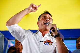 Flávio Bolsonaro em evento em Goiânia