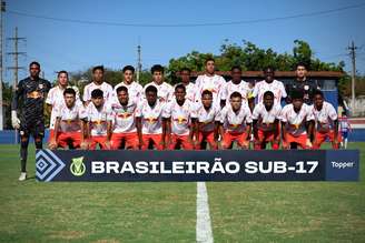 Jogadores do time sub-17 do Red Bull Bragantino. 