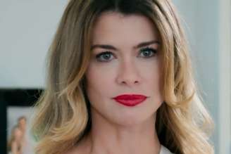 Alinne Moraes caracterizada para interpretar Vanessa