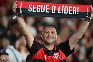 Flamengo segue na liderança do Brasileiro