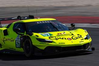 Ferrari #57 da Kessel Racing no Autódromo Internacional do Algarve