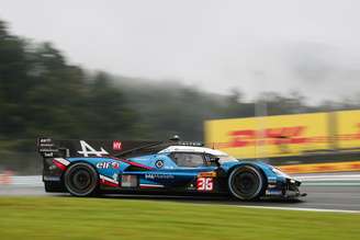 Alpine A24 #36 de Jules Gounon e Victor Martins em Fuji