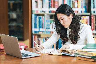 Adotar métodos de estudo eficientes pode ajudar os estudantes a se prepararem melhor para o Enem