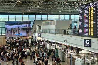 Movimentação no Aeroporto de Roma-Fiumicino, o mais movimentado da Itália