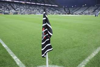 Bandeira do Corinthians (FOTO: Alexandre Schneider/Getty Images)