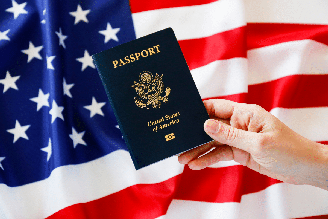 Estudar, trabalhar ou construir novos planos de vida nos Estados Unidos exige informação e planejamento